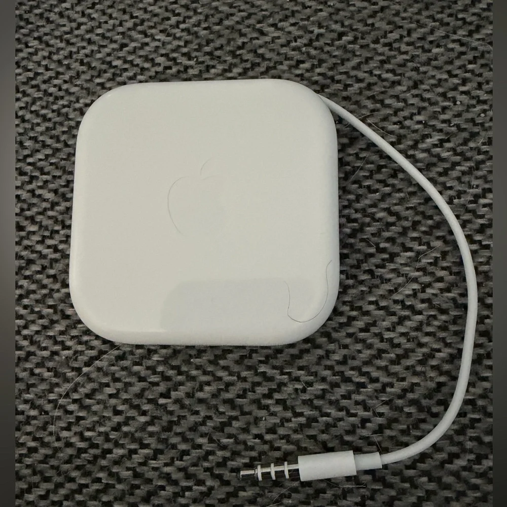 Apple Ear Pods